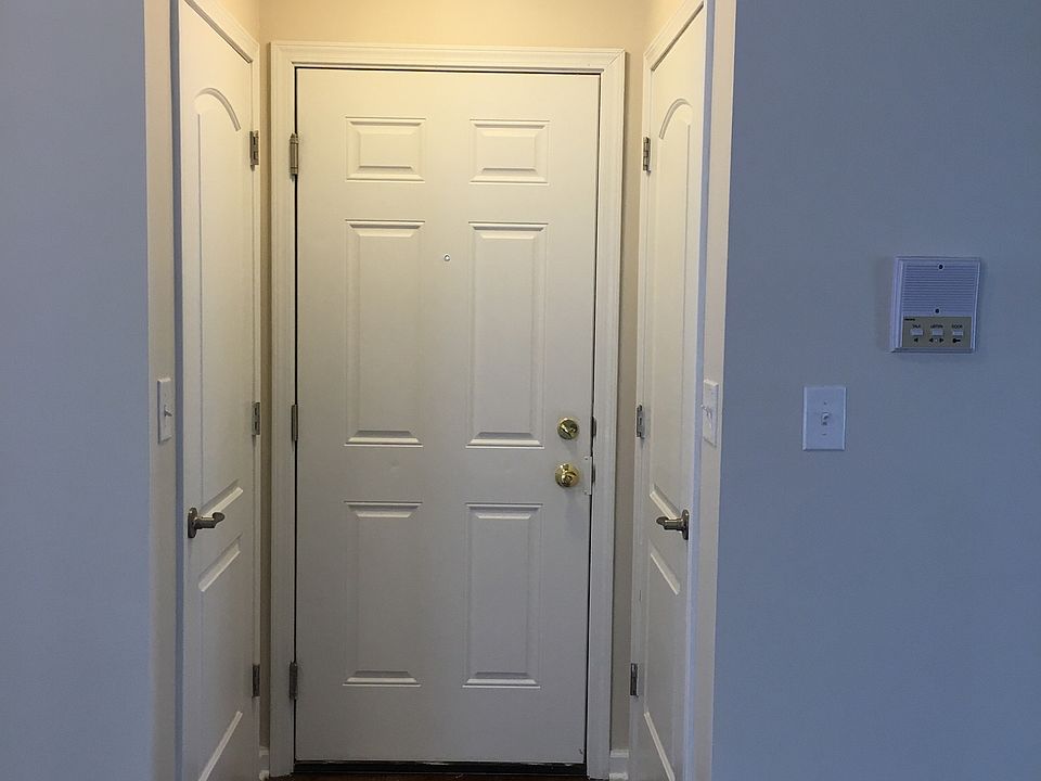 1st image of 7402 S Coles Ave #3
