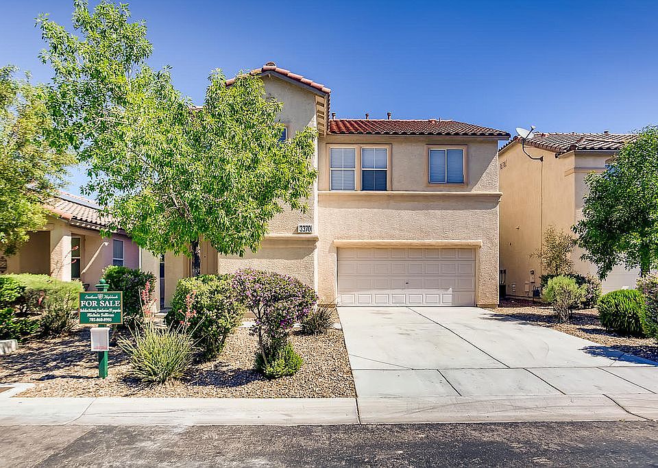 1st image of 3370 Famiglia Dr
