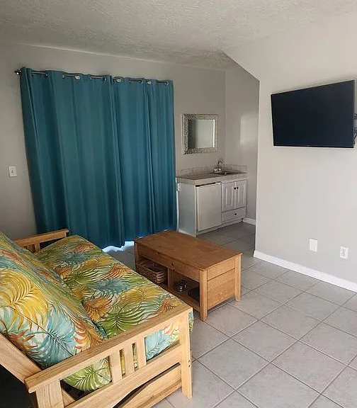 8208 Presidential Ct — Photo 8