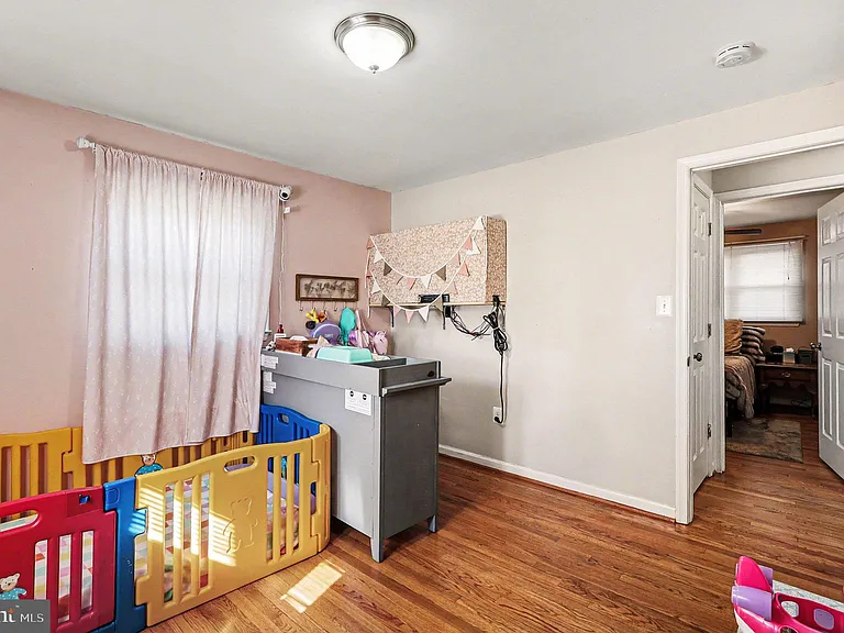 7409 Lake Dr — Photo 14