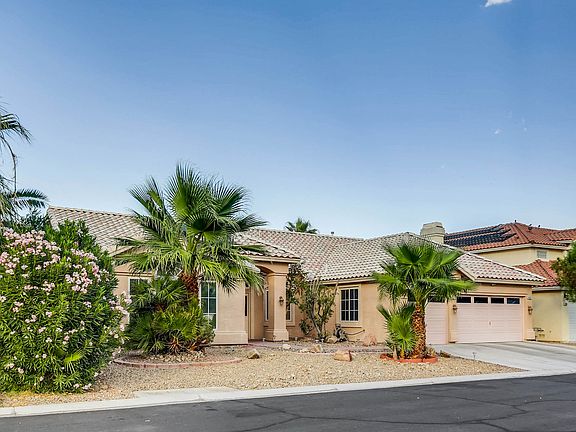 2nd image of 4562 Sheri Lyn Ct