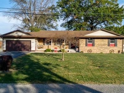 412 S Hickory St, Smithton, IL, 62285