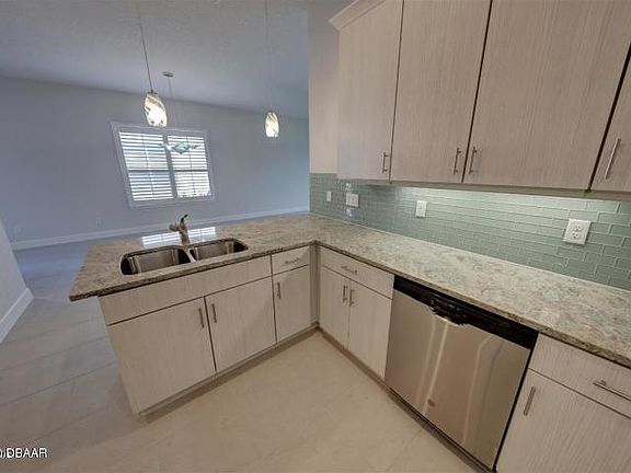 4th image of 844 Pinewood Dr