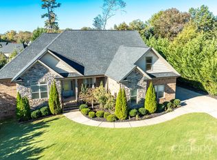 3005 Applewood Point Ln, Belmont, NC 28012