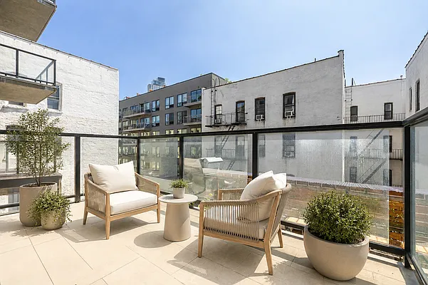 Outdoor, photo 1