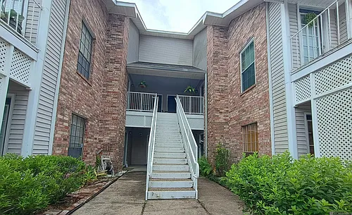 8500 Bluebonnet Blvd #24 Photo 1