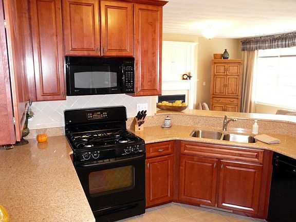 5th image of 108 Sandy Lake Dr