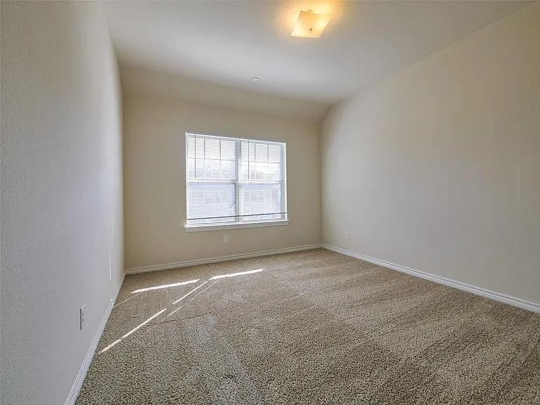 5409 Dolores Pl — Photo 23