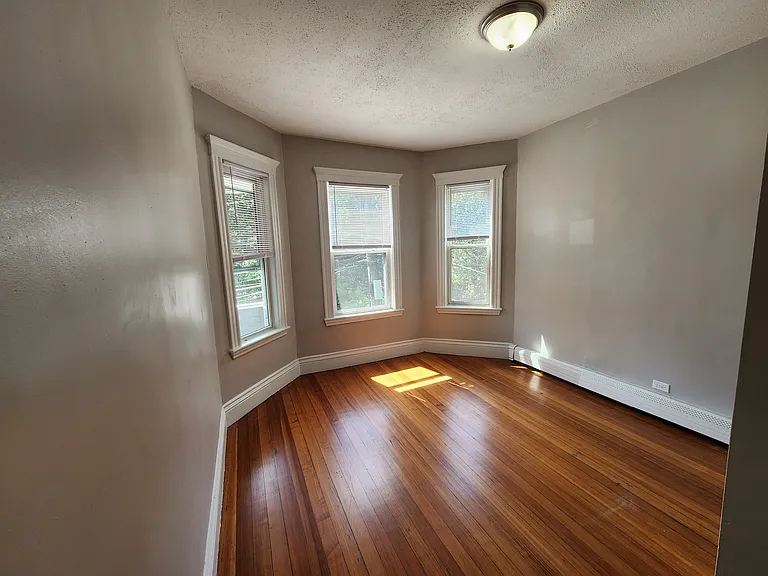39 Harwood St #2 — Photo 3