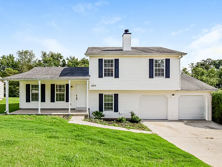 6149 Raleigh Oaks Ct — Photo 1