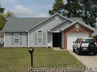 3812 Softwind Ln, Hope Mills, NC 28348