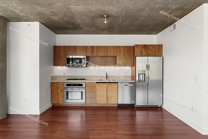 1926 W Burnside St #1102 — Photo 4