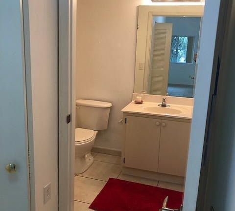 4th image of 7230 NW 114th Ave APT 204