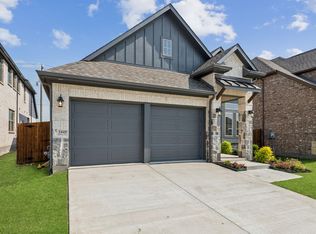 4205 Valley Mills Dr, Crandall, TX 75126