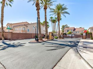 24 Belle La Blanc Ave, Las Vegas, NV 89123