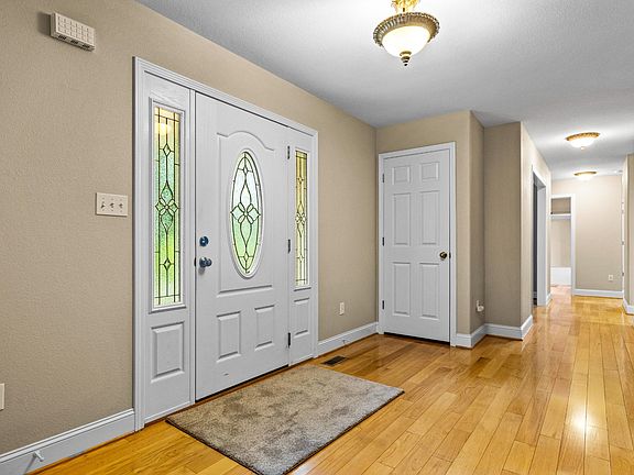 5th image of 3 Ironwood Cir