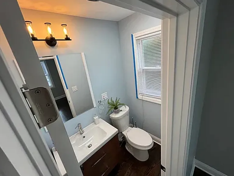 10558 S Calumet Ave #11 — Photo 10