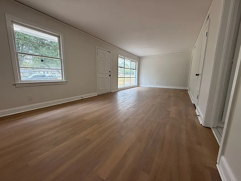 3979 Thomas Ave — Photo 7