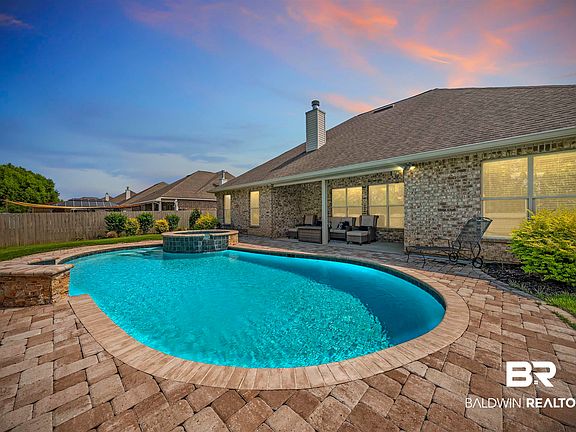 4th image of 15029 Troon Dr