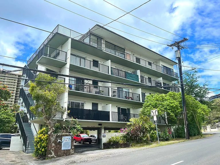 1660 Piikoi St — Photo 2