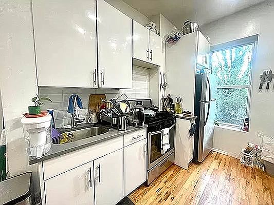 2nd image of 2310 Bedford Ave APT 2R