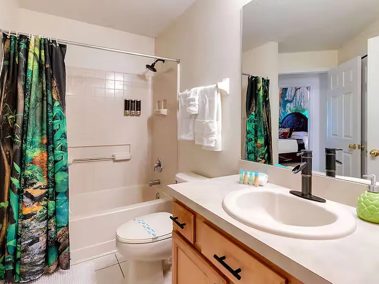 1095 Seasons Blvd — Photo 19