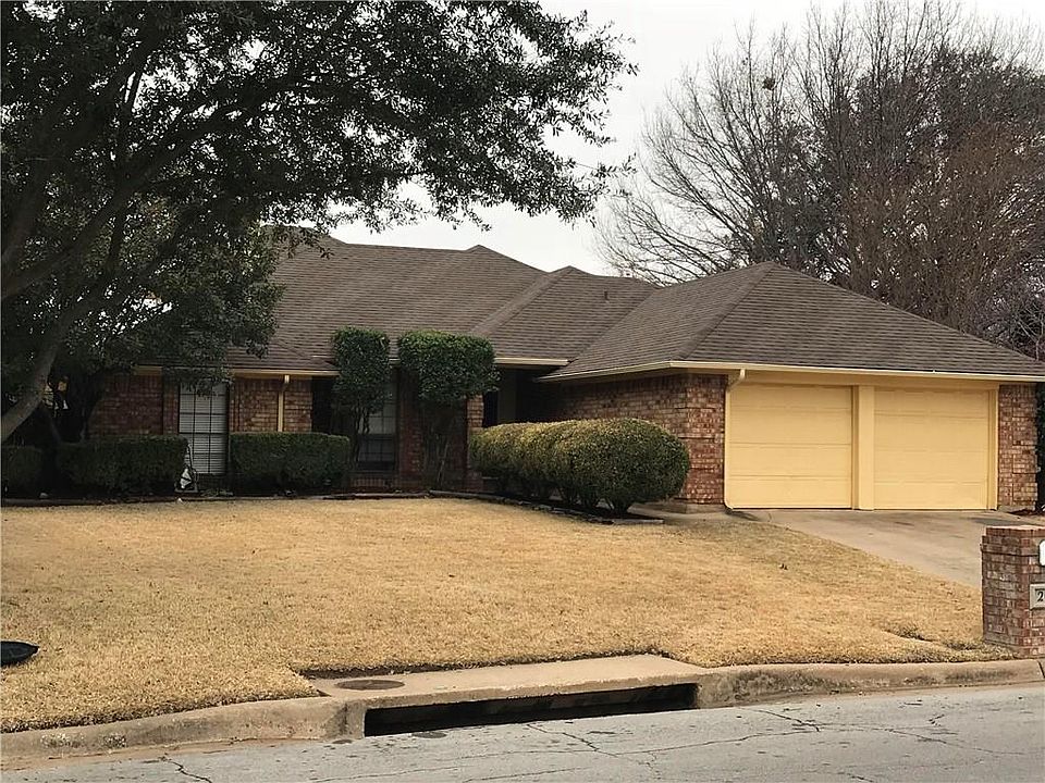 1st image of 205 Billy Creek Dr