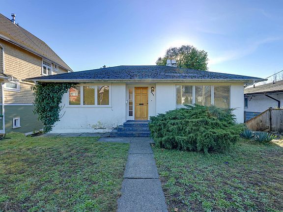 2nd image of 509 Keith Rd E