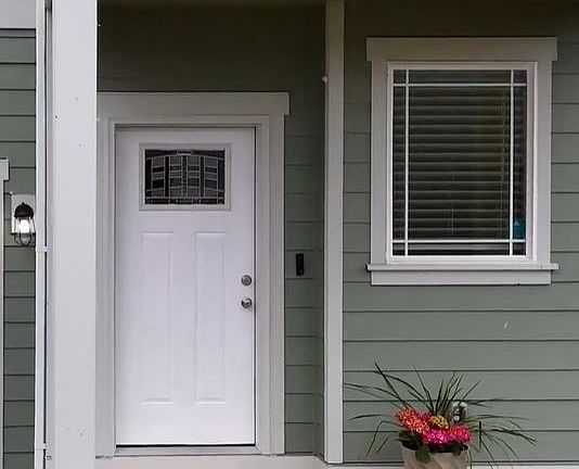 2nd image of 9516 Tyler Terrace Court SE