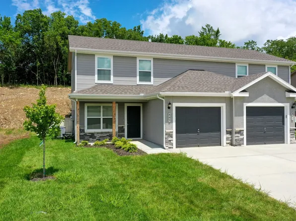 611 Pampas St, Pleasant Hill, MO 64080