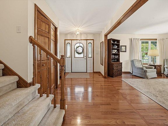 5th image of 2105 Shadowood Ct