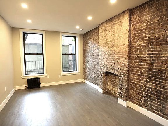 2nd image of 65 Saint Marks Pl APT 4