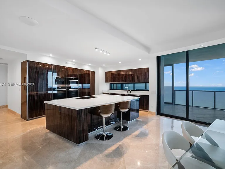18555 Collins Ave #5105 — Photo 9