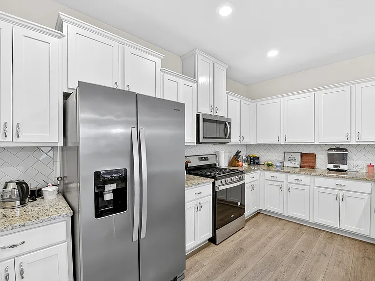 2261 Obsidian Dr — Photo 15