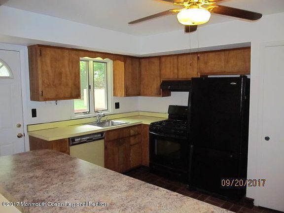 5th image of 525 Kingsley Ct
