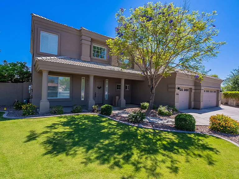2956 S Birch Ct — Photo 3