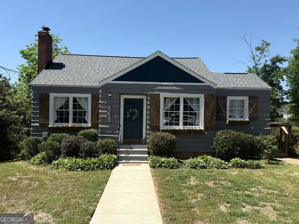 10 Watson Dr, Newnan, GA 30263