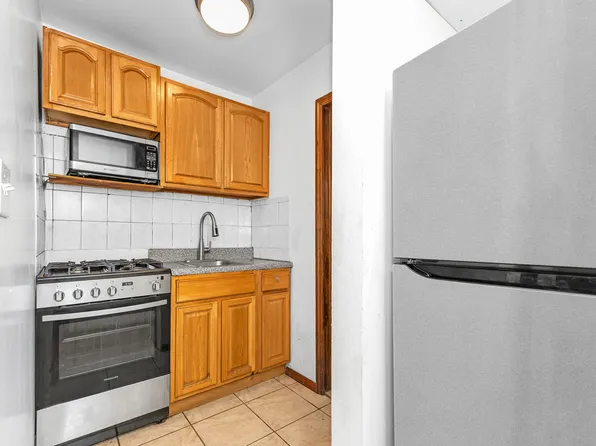 116 Ryerson Street image 12 of 15