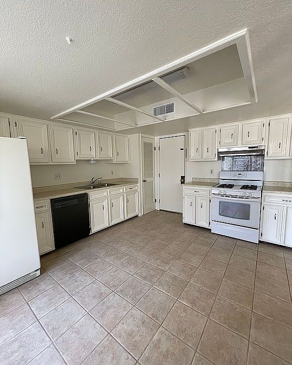 1st image of 7229 Cerro Negro Dr