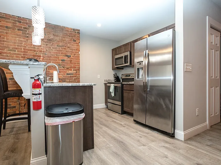 627 Main St #3 — Photo 12