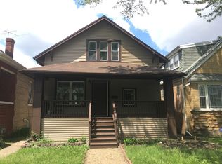2922 N Marmora Ave, Chicago, IL 60634