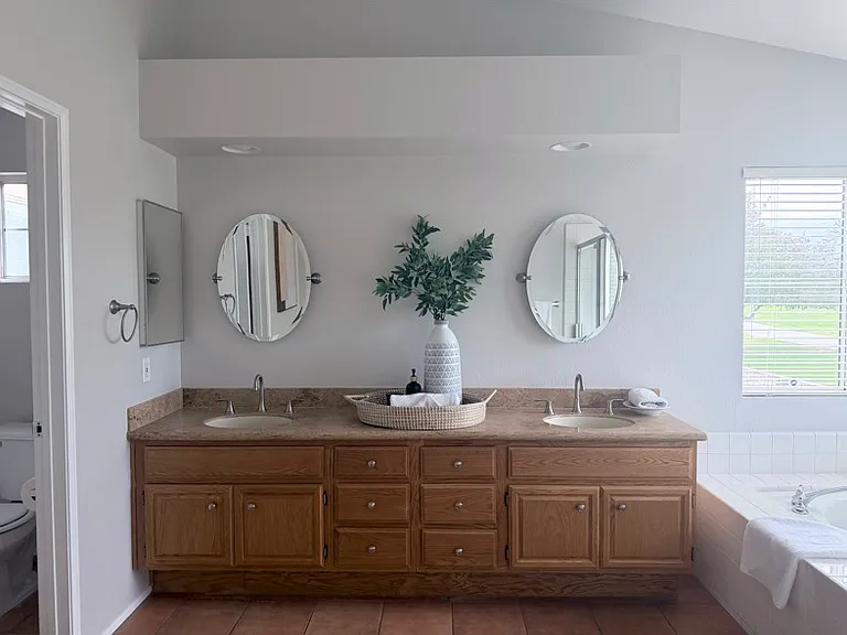 14262 Rideout Ct — Photo 5
