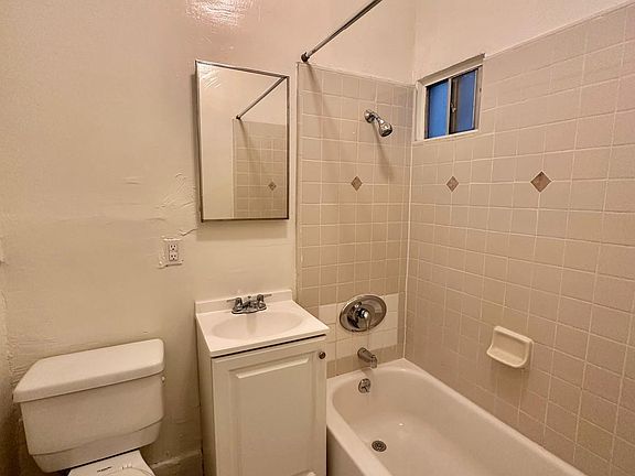 4th image of 544 N Heliotrope Dr APT 103