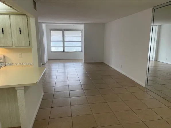 2017 NW 46th Ave APT A308, Fort Lauderdale, FL 33313