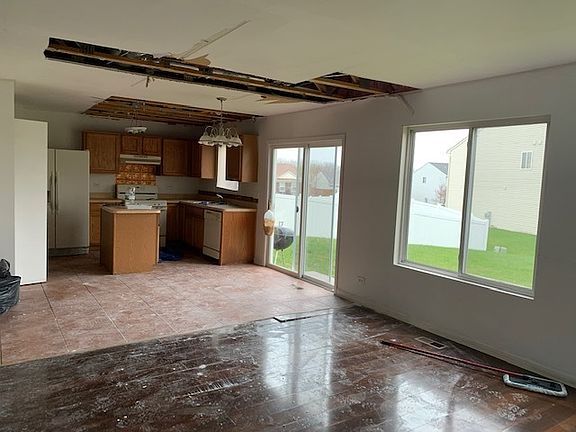 4th image of 39810 Torry Ln