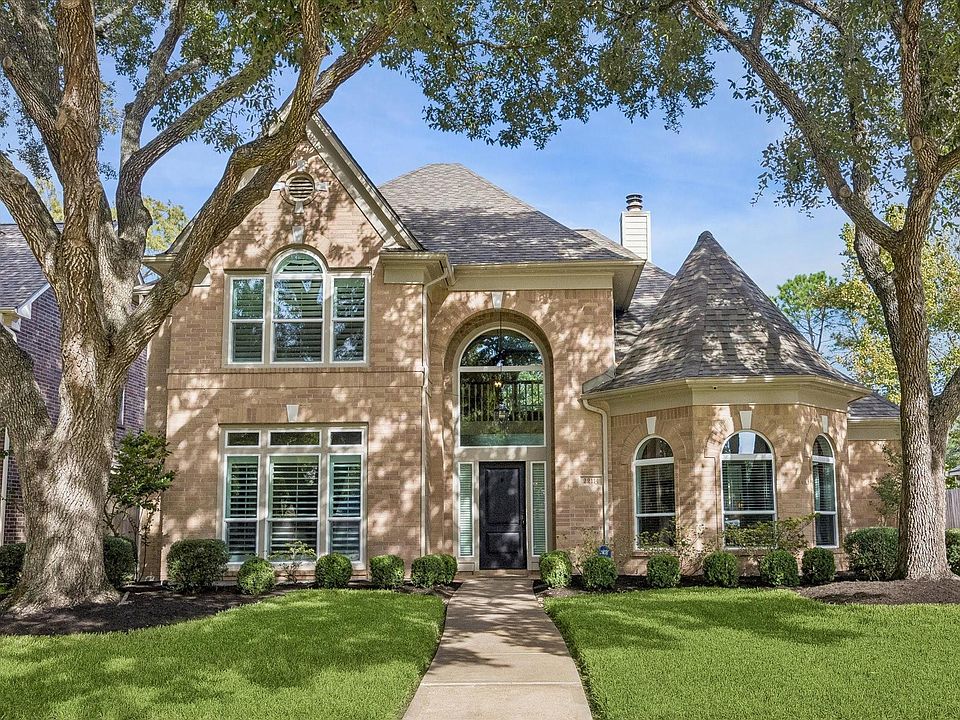 1st image of 22114 Bay Spring Dr