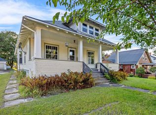141 S Woodlawn Ave, Gillett, WI 54124