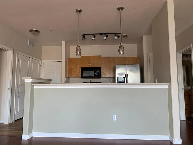8290 Gate Pkwy W #910 — Photo 15