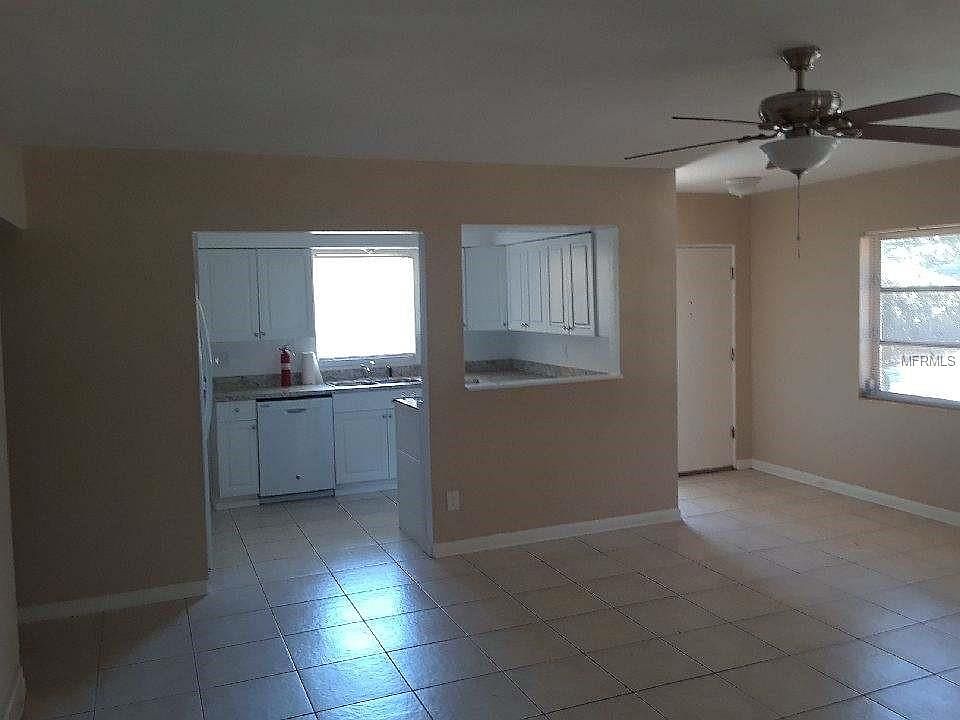 2nd image of 115 S Arcturas Ave