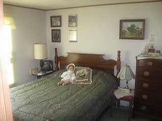 2nd image of 570 Oakmont Bay Dr